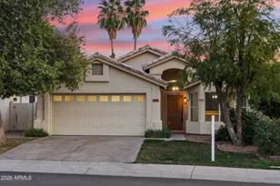 1813 E Gail Dr, Chandler, AZ 85225 - Photo 1