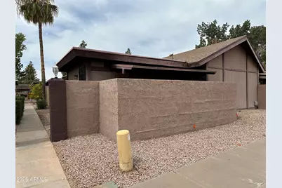 924 S Hacienda Drive #D, Tempe, AZ 85281 - Photo 1
