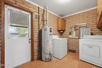 2407 W Laurel Lane, Phoenix, AZ 85029 - Photo 26