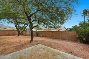 2407 W Laurel Ln, Phoenix, AZ 85029 - Photo 30