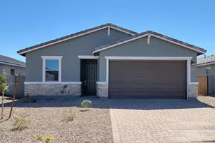 4183 W Erik Ln, San Tan Valley, AZ 85144 - Photo 1
