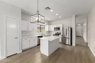 592 W Gabrilla Ct, Casa Grande, AZ 85122 - Photo 1