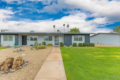 10907 W Thunderbird Boulevard, Sun City, AZ 85351 - Photo 1