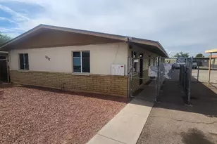 8322 N 60th Ave, Glendale, AZ 85302 - Photo 2