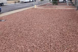 8322 N 60th Ave, Glendale, AZ 85302 - Photo 6