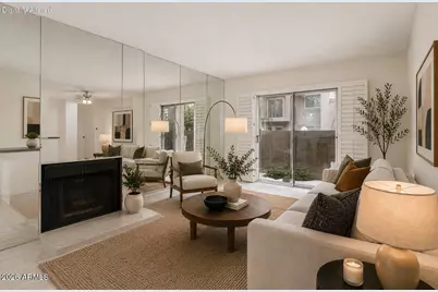 5525 E Thomas Road #M16, Phoenix, AZ 85018 - Photo 1