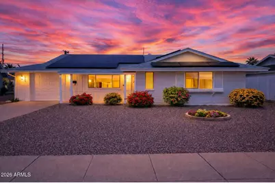 10136 W Desert Hills Drive, Sun City, AZ 85351 - Photo 1