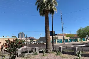 702 S 1st St, Phoenix, AZ 85004 - Photo 1