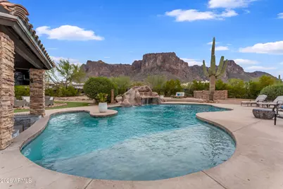 5850 E Concho Street, Apache Junction, AZ 85119 - Photo 1