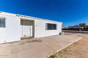 456 S Lawson Dr, Apache Junction, AZ 85120 - Photo 30