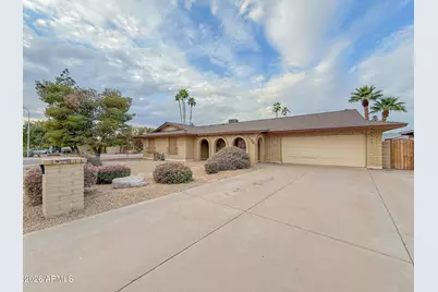 1104 E Watson Drive, Tempe, AZ 85283 - Photo 1
