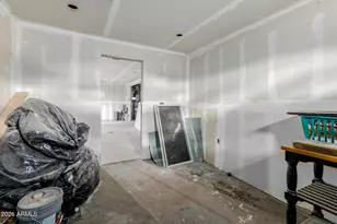 502 W Apache St, Phoenix, AZ 85003 - Photo 10