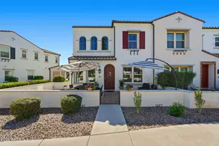 2477 W Market Pl, Chandler, AZ 85248 - Photo 1