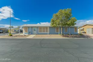 2054 N Thornton Rd, Casa Grande, AZ 85122 - Photo 1
