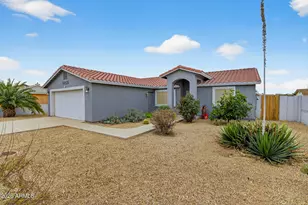 14920 S Overfield Rd, Arizona City, AZ 85123 - Photo 1