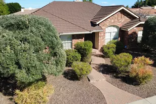 3746 E Dartmouth St, Mesa, AZ 85205 - Photo 2