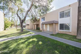 7126 N 19th Ave, Phoenix, AZ 85021 - Photo 1