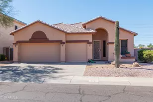 3371 W Via Del Sol Dr, Phoenix, AZ 85027 - Photo 1