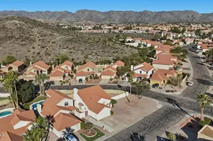 14402 S Cholla Canyon Dr, Phoenix, AZ 85044 - Photo 2