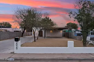 2029 N 22nd Pl, Phoenix, AZ 85006 - Photo 1