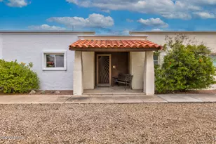 2021 E Tierra Buena Ln, Phoenix, AZ 85022 - Photo 1