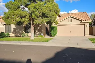 9487 S Dromedary Dr, Tempe, AZ 85284 - Photo 1