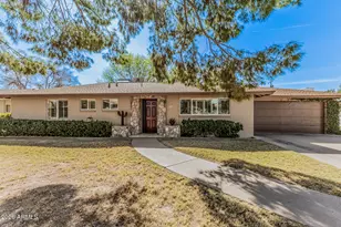 47 E Royal Palm Rd, Phoenix, AZ 85020 - Photo 1