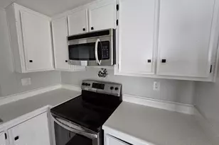 918 S Evangeline Ave, Mesa, AZ 85208 - Photo 2
