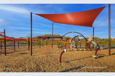 13439 W Eagle Feather Road, Peoria, AZ 85383 - Photo 32