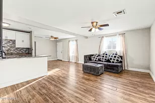 21 S 28th Ave, Phoenix, AZ 85009 - Photo 8