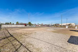 1945 W Sherman St, Phoenix, AZ 85009 - Photo 1