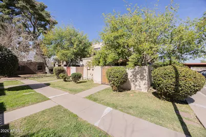 4260 N 67th Drive, Phoenix, AZ 85033 - Photo 1