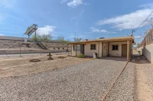 2018 S 3rd Dr, Phoenix, AZ 85003 - Photo 2