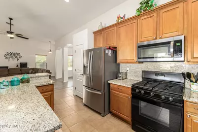 44296 W Desert Plant Trail, Maricopa, AZ 85139 - Photo 4