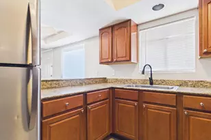 3420 W Danbury Dr, Phoenix, AZ 85053 - Photo 1