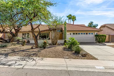 801 E Acoma Drive, Phoenix, AZ 85022 - Photo 1