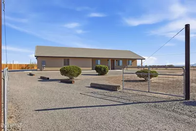 2770 E Davis Pass, Eloy, AZ 85131 - Photo 1