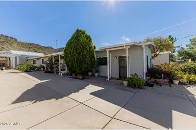 94 W Arnett Drive, Superior, AZ 85173 - Photo 1