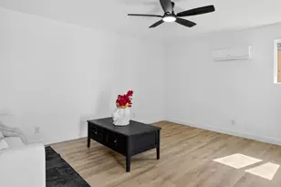 1341 W Apache St, Phoenix, AZ 85007 - Photo 6