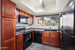 9990 N Scottsdale Rd, Paradise Valley, AZ 85253 - Photo 16