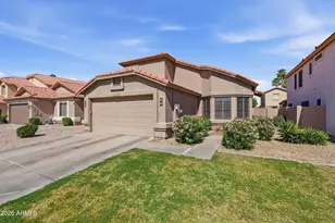 4534 E Amberwood Dr, Phoenix, AZ 85048 - Photo 1