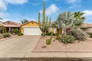30475 N Royal Oak Way, San Tan Valley, AZ 85143 - Photo 1