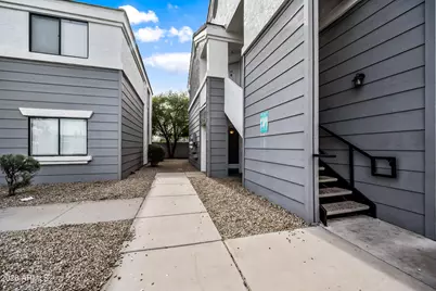 3065 N 67th Avenue #Apt 103, Phoenix, AZ 85033 - Photo 1