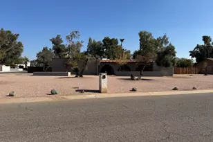 12435 N 61st Pl, Scottsdale, AZ 85254 - Photo 1