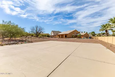 25225 N 46th Drive, Phoenix, AZ 85083 - Photo 1