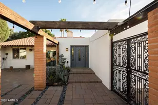 3015 E Weldon Ave, Phoenix, AZ 85016 - Photo 1