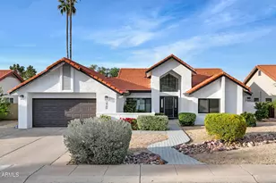 1960 E Krista Way, Tempe, AZ 85284 - Photo 1