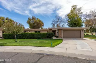 10345 W Willowbrook Dr, Sun City, AZ 85373 - Photo 1