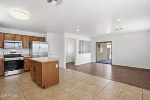 7221 S 37th Dr, Phoenix, AZ 85041 - Photo 20