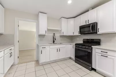 4743 W Cypress Street, Phoenix, AZ 85035 - Photo 10